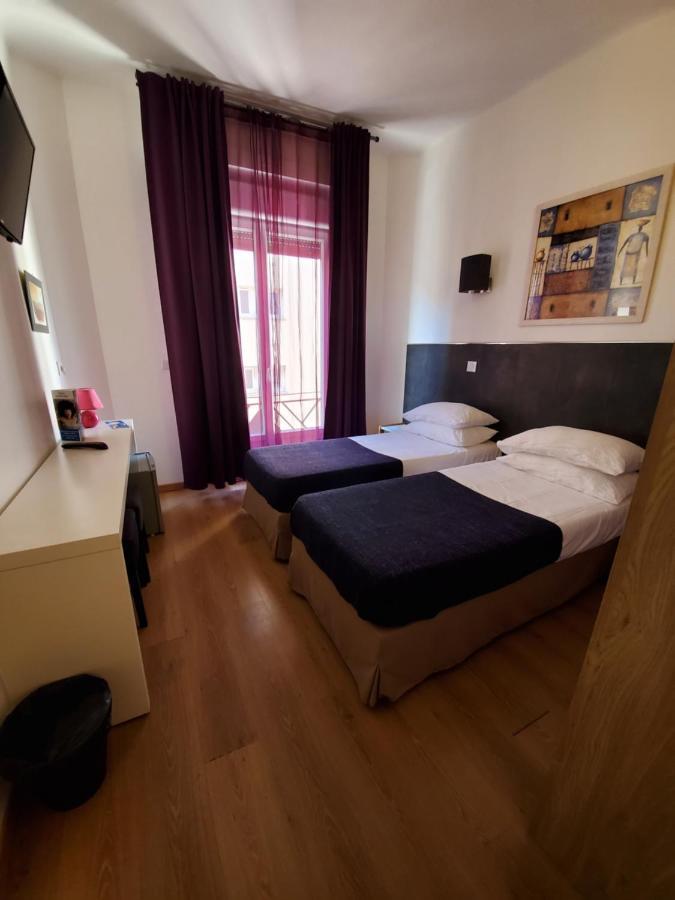 Brit Hotel Colbert Juan-les-Pins Kültér fotó