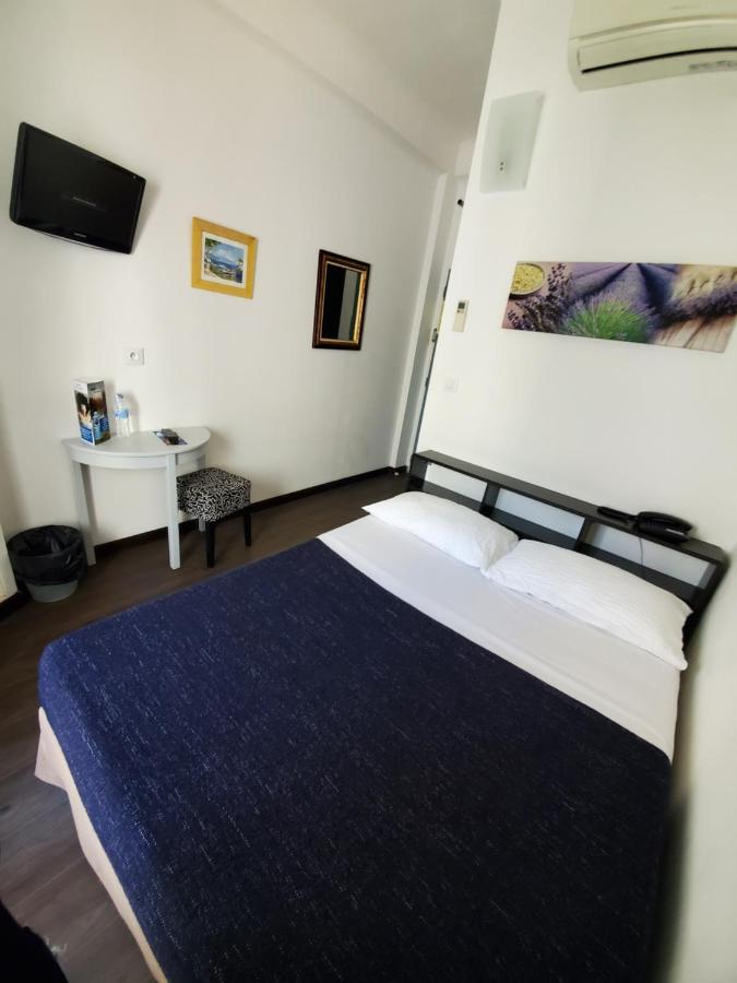 Brit Hotel Colbert Juan-les-Pins Kültér fotó