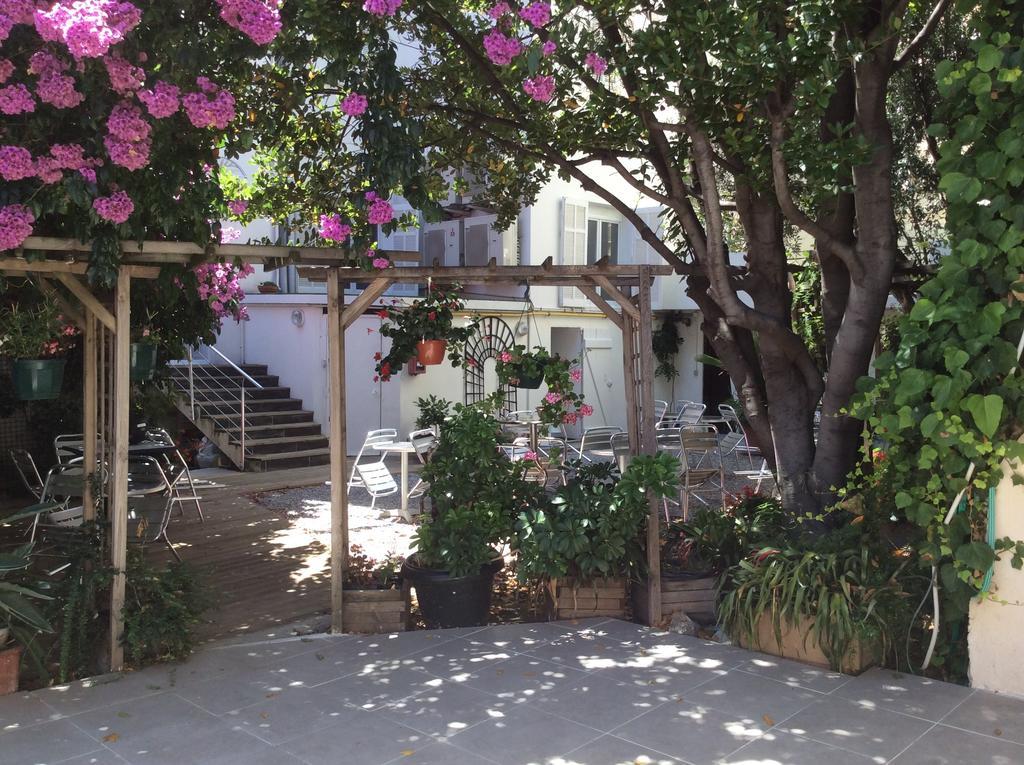 Brit Hotel Colbert Juan-les-Pins Kültér fotó