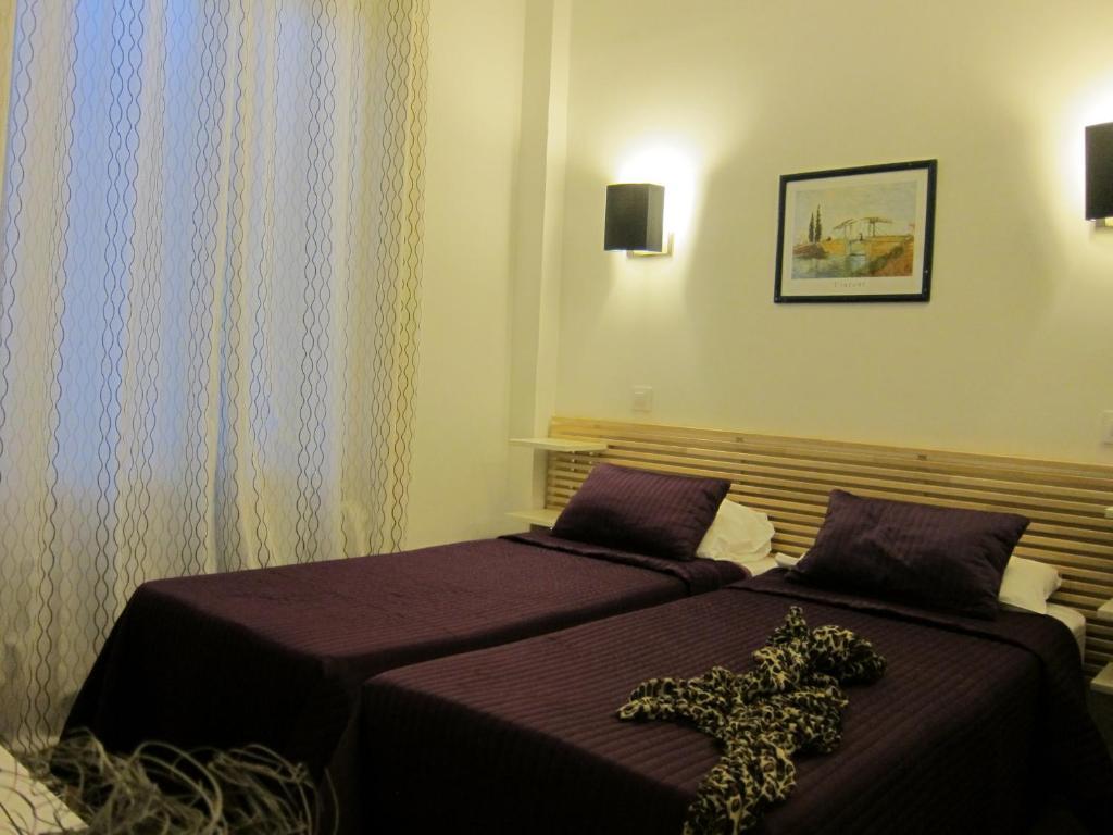 Brit Hotel Colbert Juan-les-Pins Kültér fotó