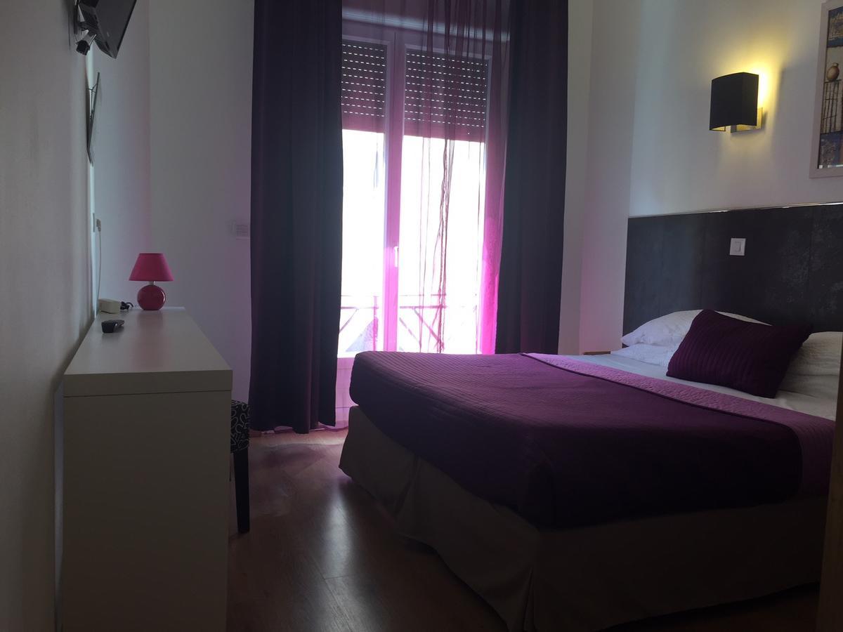Brit Hotel Colbert Juan-les-Pins Kültér fotó