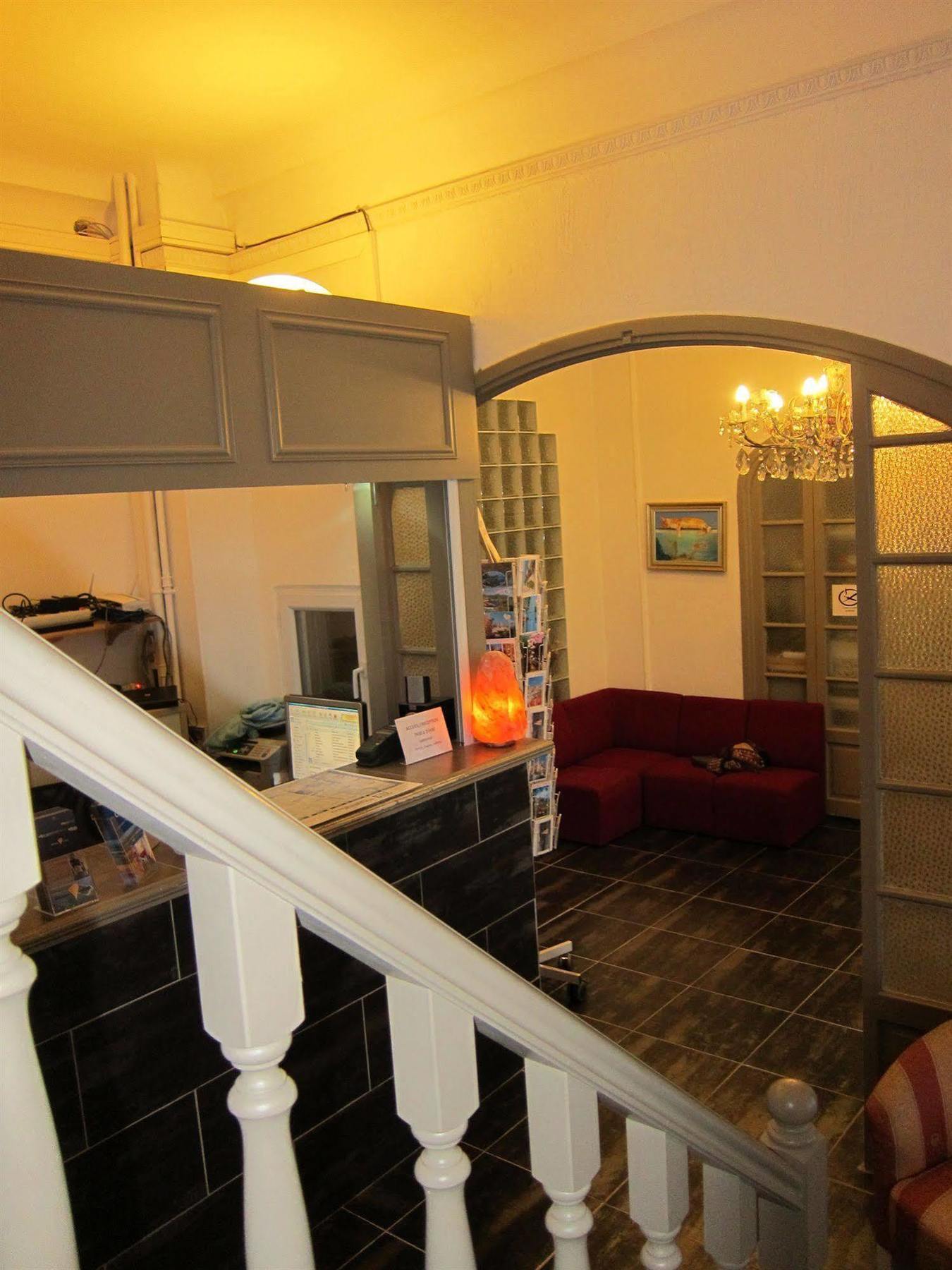 Brit Hotel Colbert Juan-les-Pins Kültér fotó
