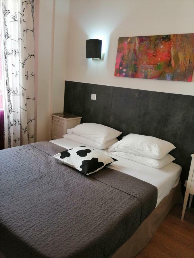 Brit Hotel Colbert Juan-les-Pins Kültér fotó
