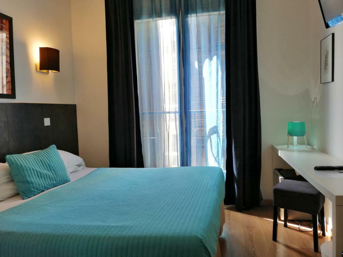 Brit Hotel Colbert Juan-les-Pins Kültér fotó